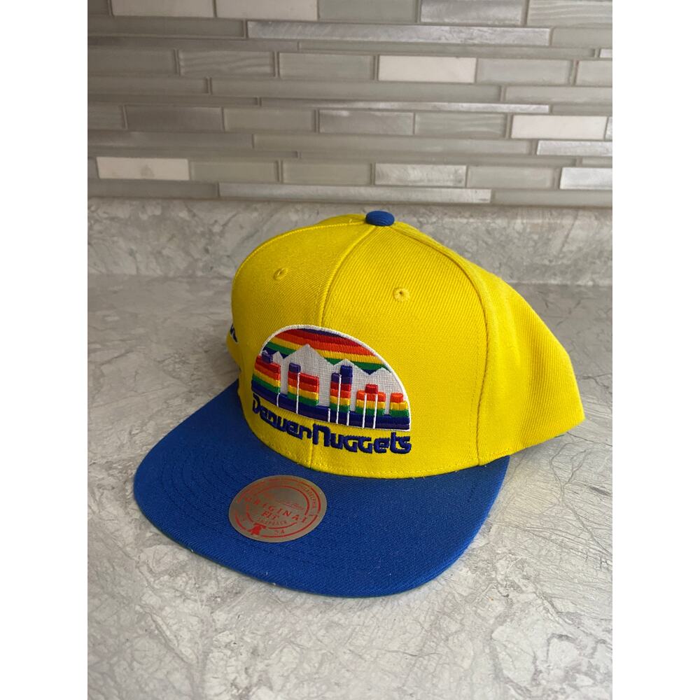 NWOT Denver Nuggets Retro Logo Mitchell & Ness NBA Snapback Hat